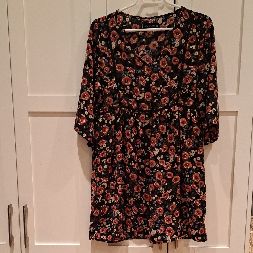 Hide And Seek - Floral Print Dress with 3/4 Sleeves